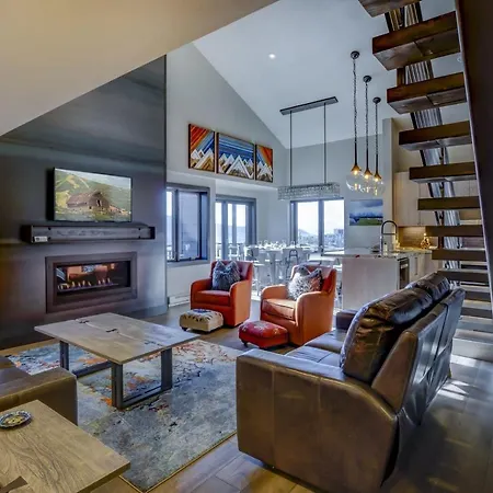 Bear Claw 405 - Ski-In Ski-Out Condo!